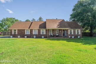 15406 Village Dr, Biloxi, MS 39532