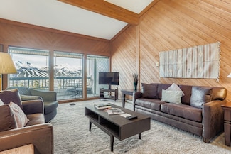 93 Fuller Placer Rd Unit F, Breckenridge, CO 80424