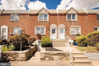 6014 Oakland St, Philadelphia, PA 19149