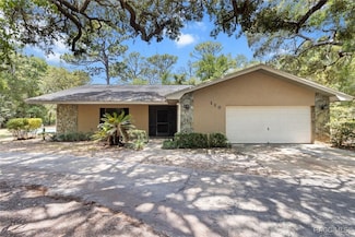 110 S Rock Crusher Rd, Crystal River, FL 34429
