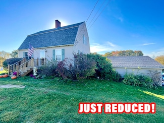 28 Messina Dr, Skowhegan, ME 04976