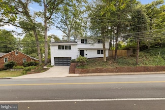 3209 Military Rd, Arlington, VA 22207