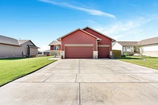1052 N Casado Ct, Goddard, KS 67052