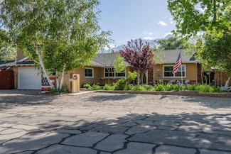 331 N Jackson St Unit 11, Independence, CA 93526