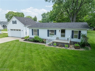123 Donehue Ln, Tuscarawas, OH 44682