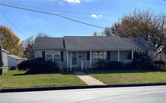 717 Seip Ave, Nazareth, PA 18064