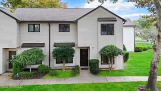 97 Tangerine Dr, Marlboro, NJ 07746