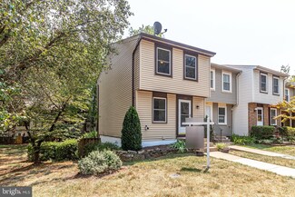 100 Charing Ct, Sterling, VA 20164