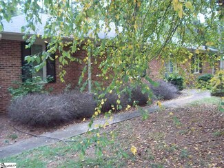 425 Floyd Rd, Spartanburg, SC 29307