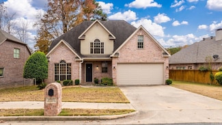 3005 Mossy Creek Dr, Little Rock, AR 72211