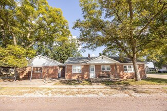 601 E Main St, Mascoutah, IL 62258