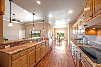 1003 Johnson, Bells, TX 75414