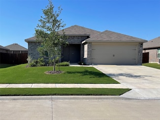 908 Old Bluff Ln, Royse City, TX 75189
