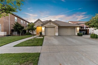 2175 Lester Ave, Clovis, CA 93619