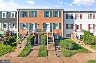 14524 Golden Oak Rd, Centreville, VA 20121