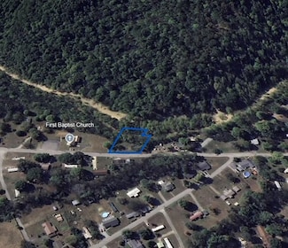 787 Pikeville Ave, Graysville, TN 37338