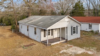 713 Deweese Ave, Rockingham, NC 28379