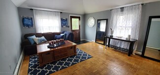 402 Monmouth Ave, Leonardo, NJ 07737