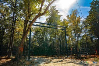 5115 N State Highway 6, Hearne, TX 77859