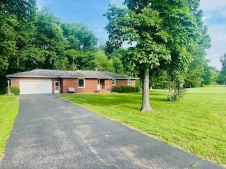 11845 N 800th St, Robinson, IL 62454