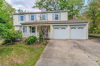 7925 Skylineview Dr, Mentor, OH 44060