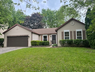 821 Brentwood Dr, Cary, IL 60013