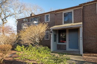 825 W Main St Unit 14, Hyannis, MA 02601