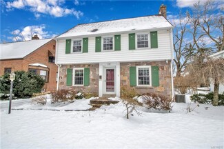 15 Huxley Dr, Buffalo, NY 14226