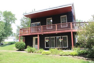2930 W 1st St, Davenport, IA 52804