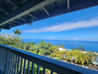 87-3216 Ama Rd, Captain Cook, HI 96704