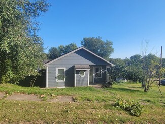 127 S Miller St, Bureau Junction, IL 61315