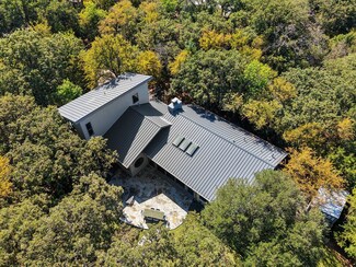 20 Horseshoe Dr, Lewisville, TX 75077