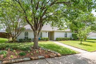 8602 Vista View Dr, Dallas, TX 75243
