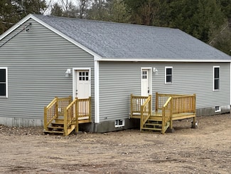 41 Quarry Rd, Limerick, ME 04048
