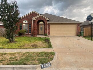 7308 Fossil Lake Dr, Arlington, TX 76002