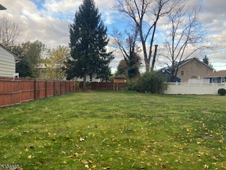 312 North St, Manville, NJ 08835