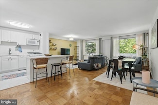 4501 Arlington Blvd Unit 229, Arlington, VA 22203