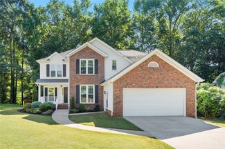 7 Marsh Creek Dr, Mauldin, SC 29662
