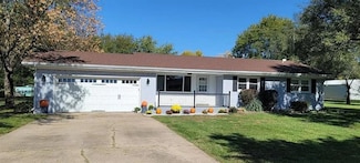 1878 Us Highway 54, Iola, KS 66749
