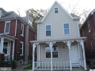 128 S 2nd St, Lemoyne, PA 17043