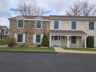 1921 Greenfield Ln SW Unit B, Rochester, MN 55902