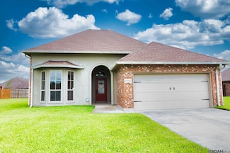 41104 Mandalay Dr, Sorrento, LA 70778