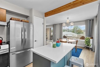 1110 5th Ave S Unit 204, Edmonds, WA 98020