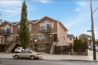 7423 10th Ave Unit 2A, Brooklyn, NY 11228