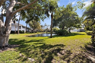 600 Misty Pines Cir Unit 102, Naples, FL 34105