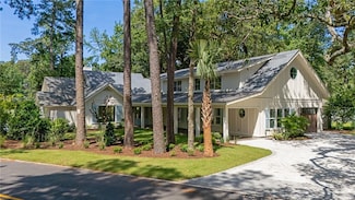 1 Sparrow Hawk Ct, Hilton Head Island, SC 29926