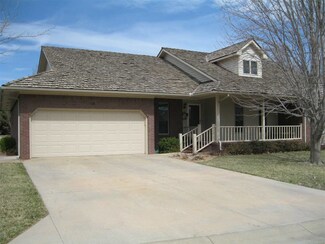 215 Kingsway, Hesston, KS 67062