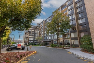 9060 Palisade Ave Unit 525, North Bergen, NJ 07047