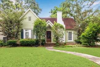 2739 Centenary St, Houston, TX 77005