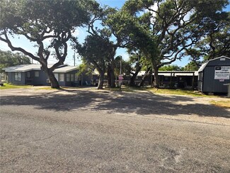 302 Broadway St Unit 1,4 & 5, Fulton, TX 78358